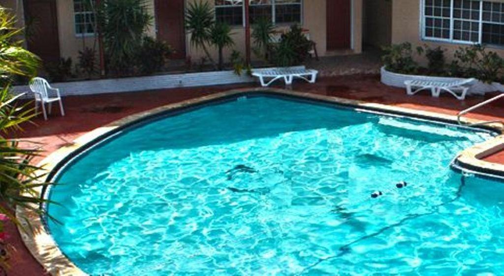 Beach And Town Motel Χόλιγουντ Εξωτερικό φωτογραφία